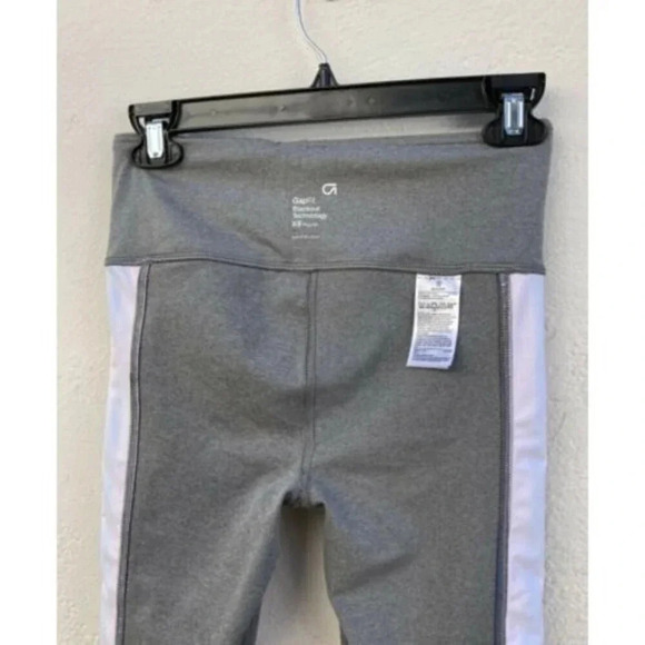 GAP FIT Blackout Technology High‎ Compression Womens Legging XS​​ - Picture 3 of 4
